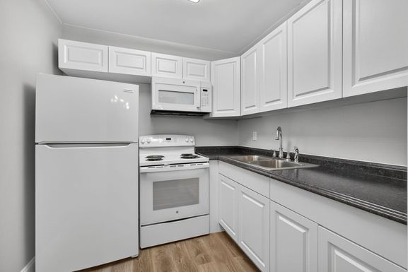 19 Norwich A, West Palm Beach, FL 33417