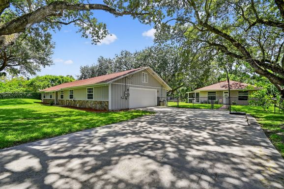 3108 Custer, Lake Worth, FL 33467