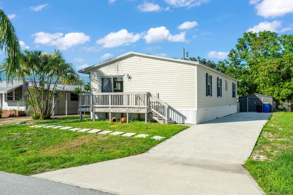 8321 Skylark, Hobe Sound, FL 33455
