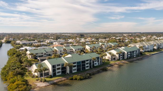 1820 Tarpon, Vero Beach, FL 32960