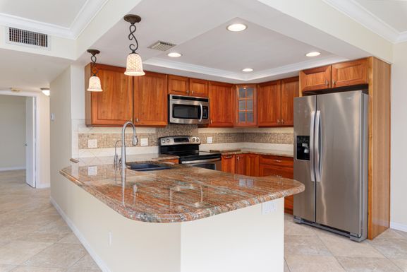 950 Kanner, Stuart, FL 34994