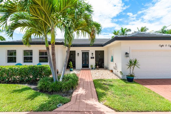 808 Appleby, Boca Raton, FL 33487