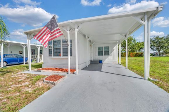 3 Alcala, Port Saint Lucie, FL 34952