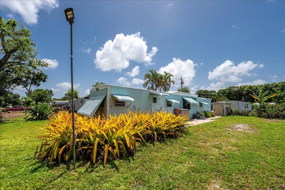 1276 Tropical, Stuart, FL 34997