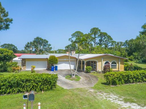1296 19th Ave, Vero Beach, FL 32962