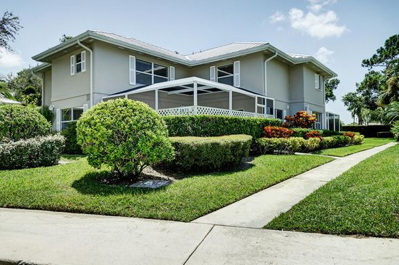 2871 Lakemont, Palm City, FL 34990