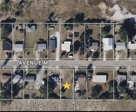 901 Avenue M, Fort Pierce, FL 34950