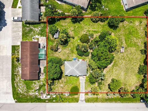 2653 Gulfstream, Palm Springs, FL 33406