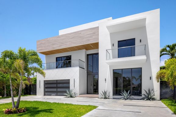 501 Spanish, Boca Raton, FL 33432