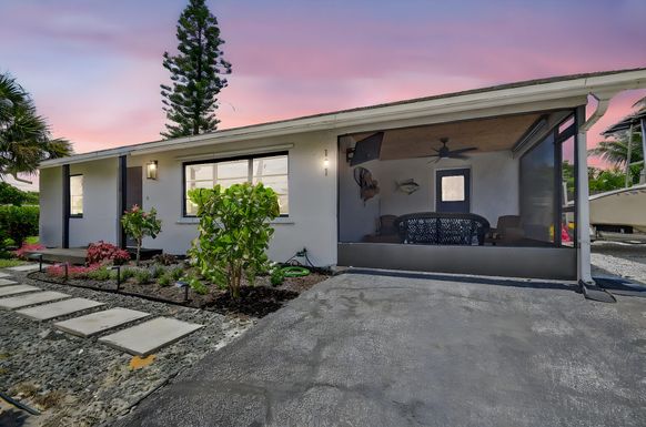 101 26th, Boynton Beach, FL 33435