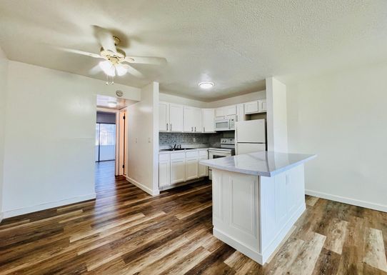 6 Bedford A, West Palm Beach, FL 33417