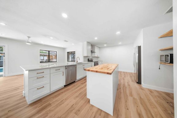 948 Canal, Sebastian, FL 32958