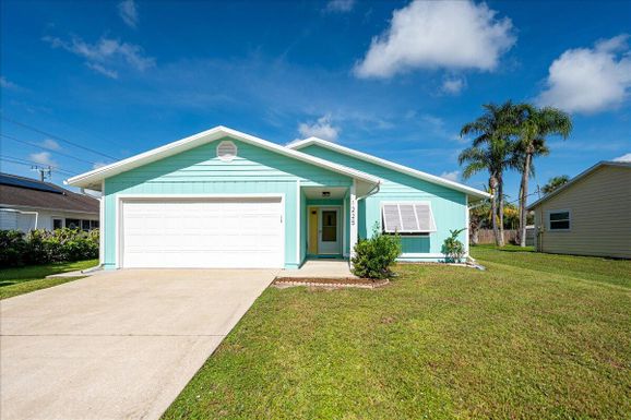 1228 28th, Vero Beach, FL 32960
