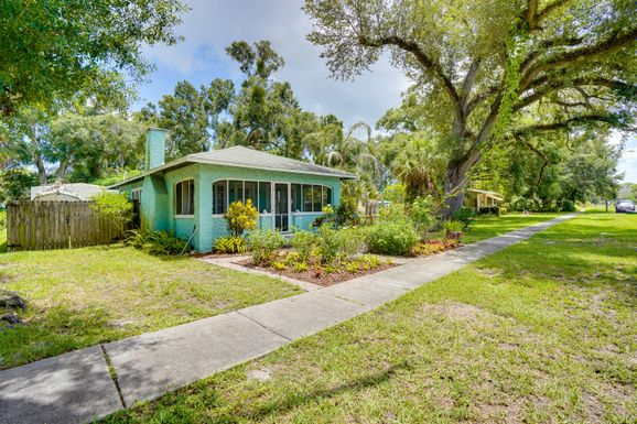 1954 42nd, Vero Beach, FL 32960