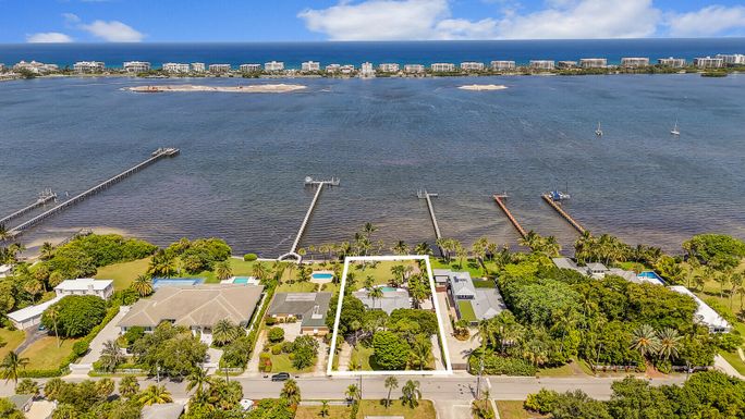 930 Lakeside, Lake Worth Beach, FL 33460