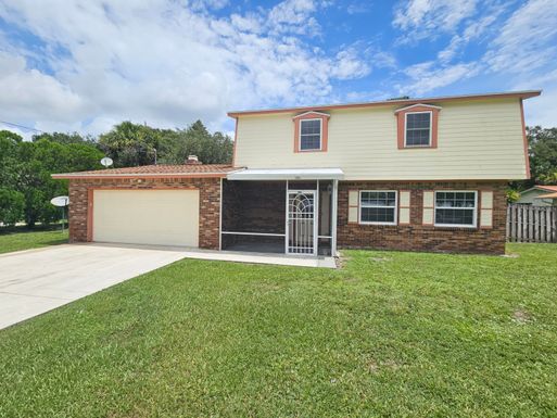 3208 Memory, Fort Pierce, FL 34981