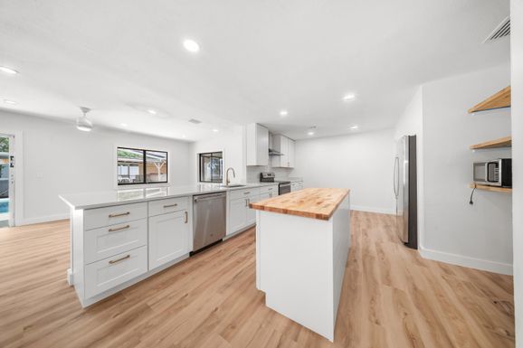 948 Canal, Sebastian, FL 32958