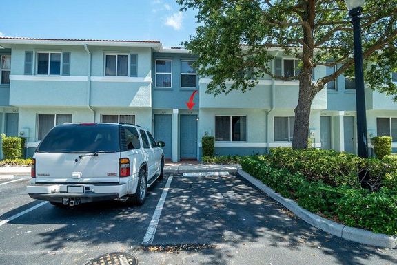 1958 Alamanda, Riviera Beach, FL 33404