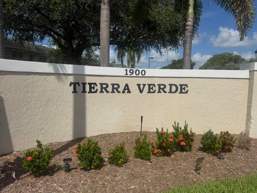 1900 Kanner, Stuart, FL 34994