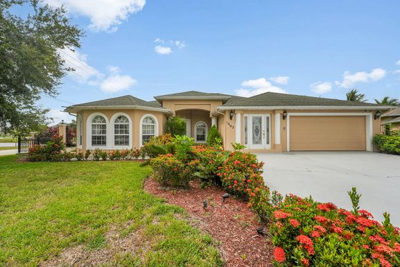 1402 Doe, Port Saint Lucie, FL 34953