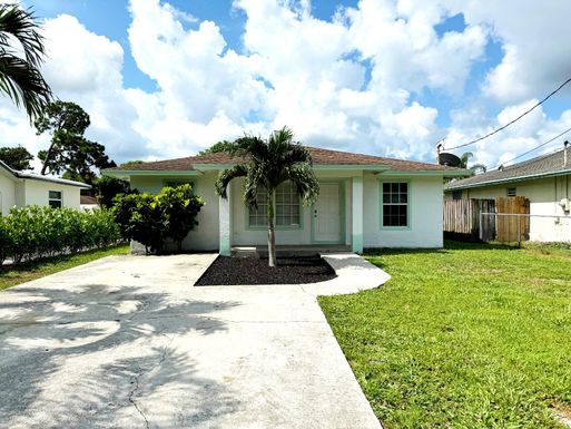 6682 4th, Jupiter, FL 33458