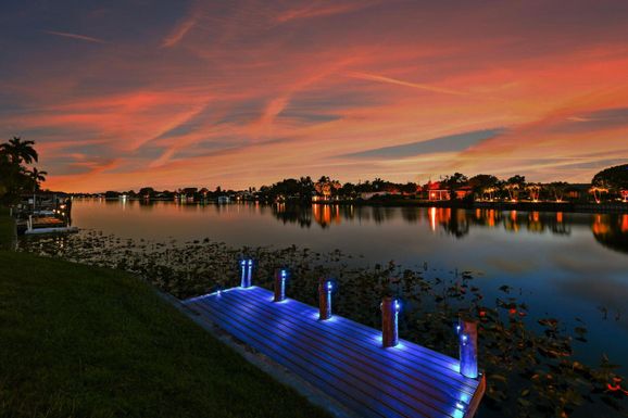 7003 Pine Tree, Lake Clarke Shores, FL 33406