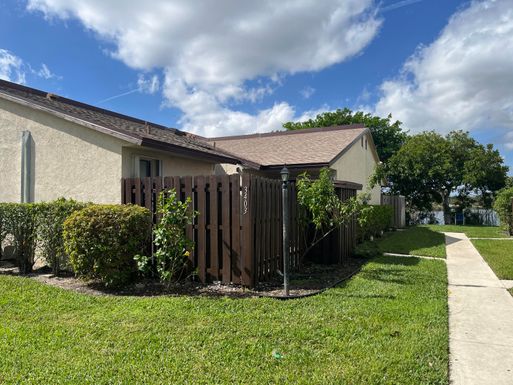 3403 Waterview, Palm Springs, FL 33461