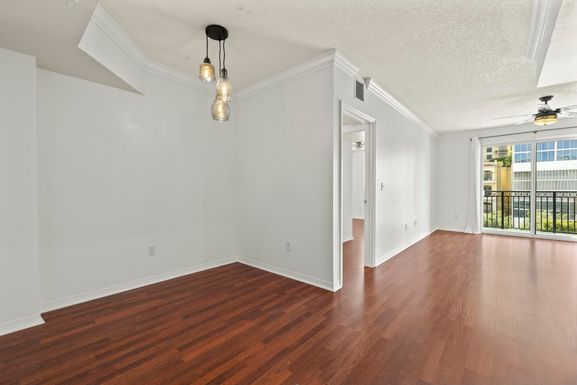 600 Dixie, West Palm Beach, FL 33401