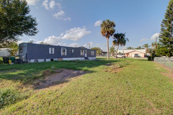 4032 28th, Okeechobee, FL 34974