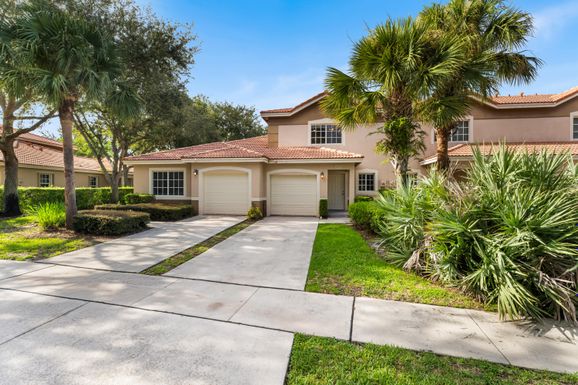 6639 Old Farm, Boynton Beach, FL 33437