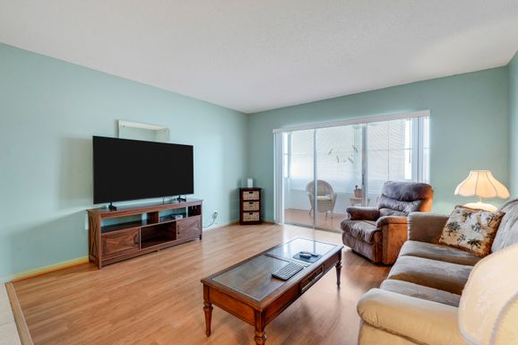 721 Lori, Palm Springs, FL 33461