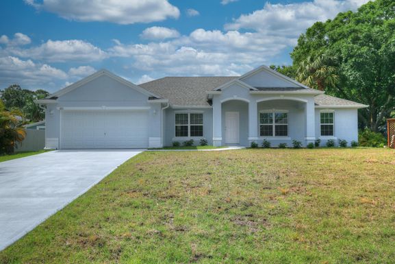 426 Lanfair, Sebastian, FL 32958