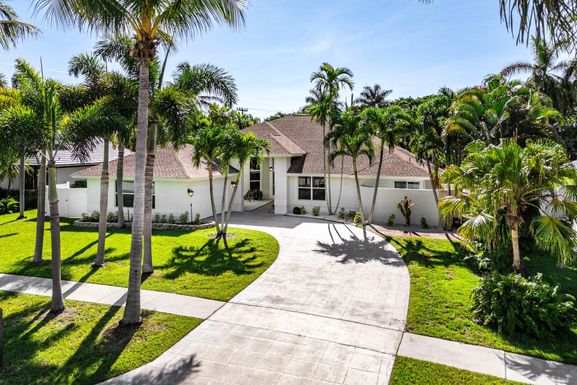 7700 Fairway, Boca Raton, FL 33487