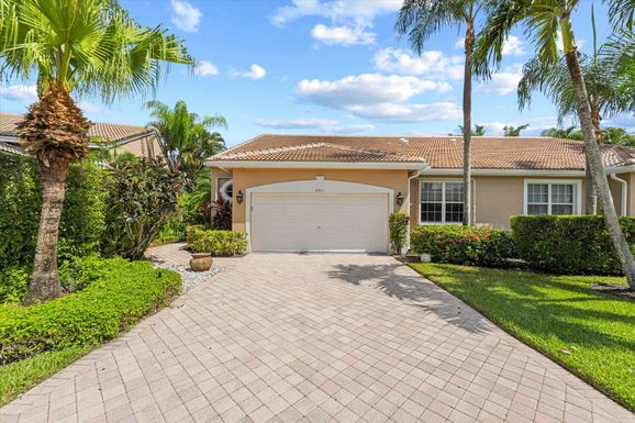 4663 Carlton Golf, Lake Worth, FL 33449