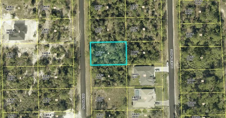 2116 Polar, Alva, FL 33920
