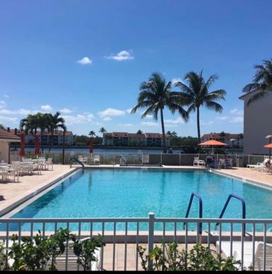 4492 Ocean Blvd, Jensen Beach, FL 34957