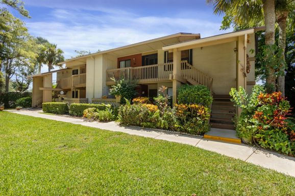 12950 Dartford, Wellington, FL 33414