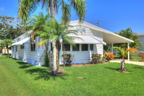 7674 Niantic, Micco, FL 32976