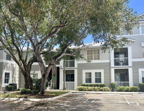 1002 Shoma, Royal Palm Beach, FL 33414