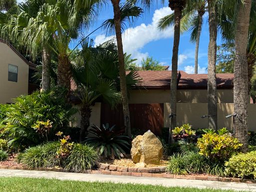 1001 Lakeview, Royal Palm Beach, FL 33411