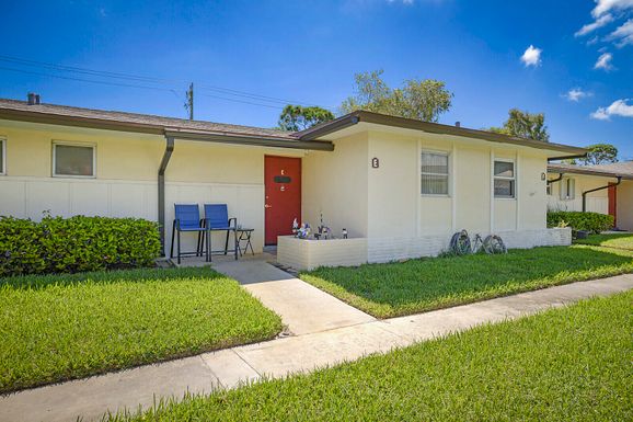 2854 Ashley, West Palm Beach, FL 33415