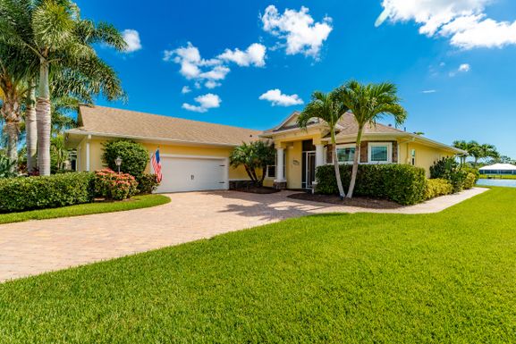 713 Yearling, Sebastian, FL 32958