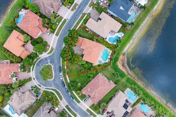 1282 Beacon Circle, Wellington, FL 33414