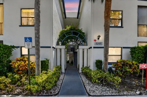 5265 Brisata, Boynton Beach, FL 33437