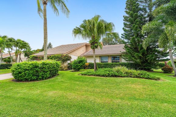 13692 Crosspointe, Palm Beach Gardens, FL 33418