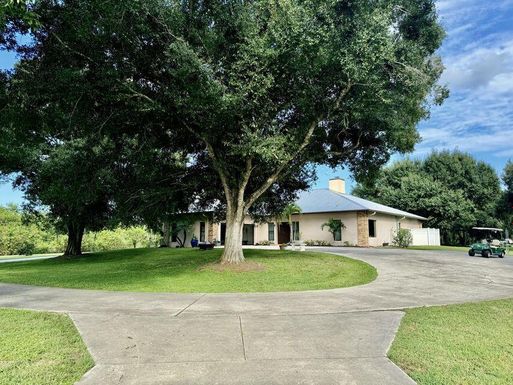 13842 16th, Okeechobee, FL 34974