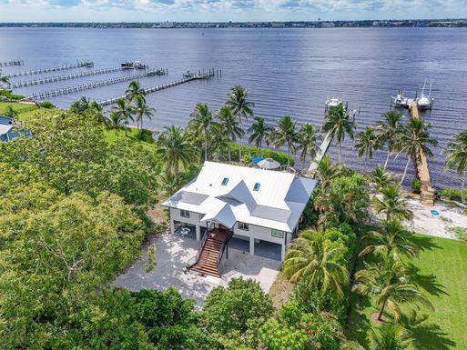 90 Alice, Jensen Beach, FL 34957