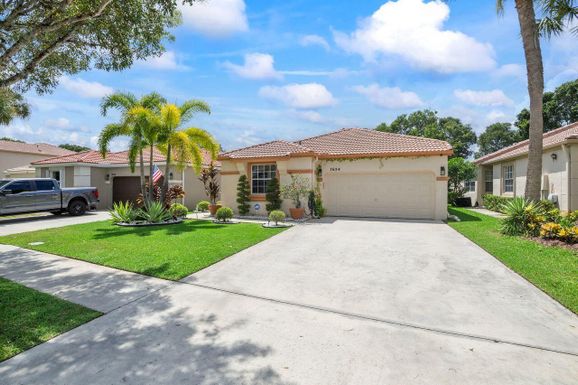 7654 Rockport Circle, Lake Worth, FL 33467