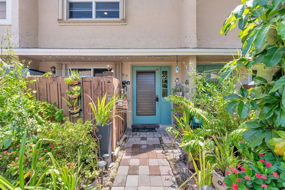 814 Banks, Coconut Creek, FL 33063