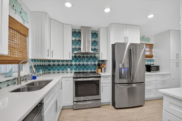 1715 K, Lake Worth Beach, FL 33460